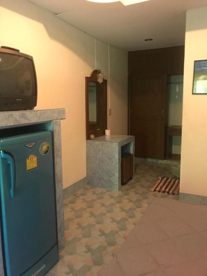 Oyo 851 On Hill Residence Patong المظهر الخارجي الصورة