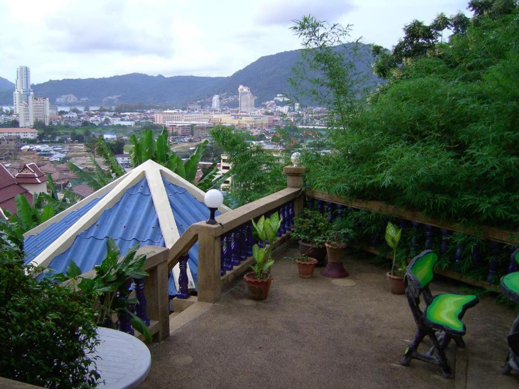Oyo 851 On Hill Residence Patong المظهر الخارجي الصورة