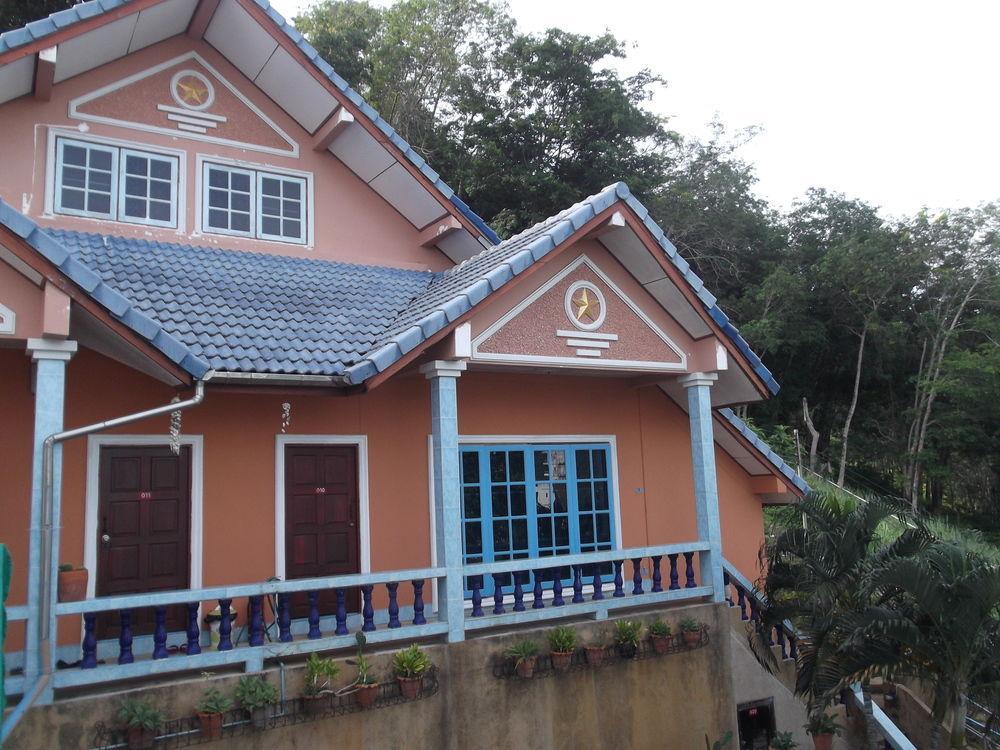Oyo 851 On Hill Residence Patong المظهر الخارجي الصورة