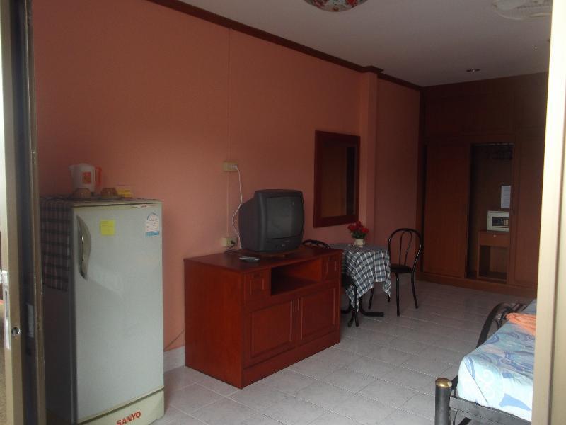Oyo 851 On Hill Residence Patong المظهر الخارجي الصورة