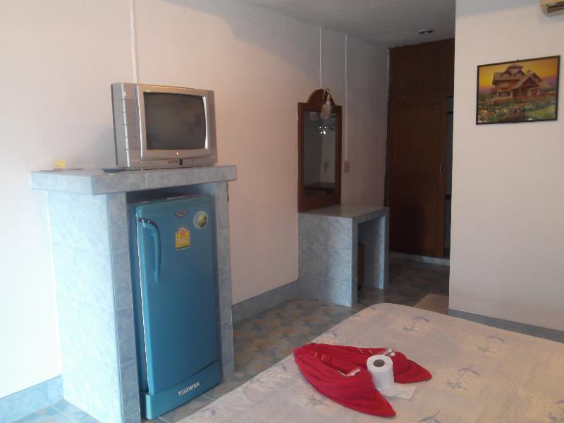 Oyo 851 On Hill Residence Patong المظهر الخارجي الصورة