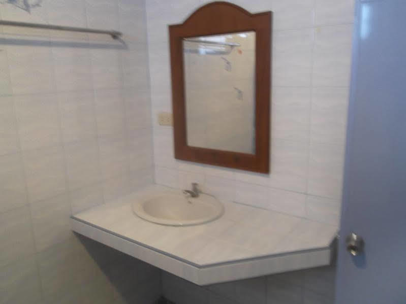 Oyo 851 On Hill Residence Patong المظهر الخارجي الصورة