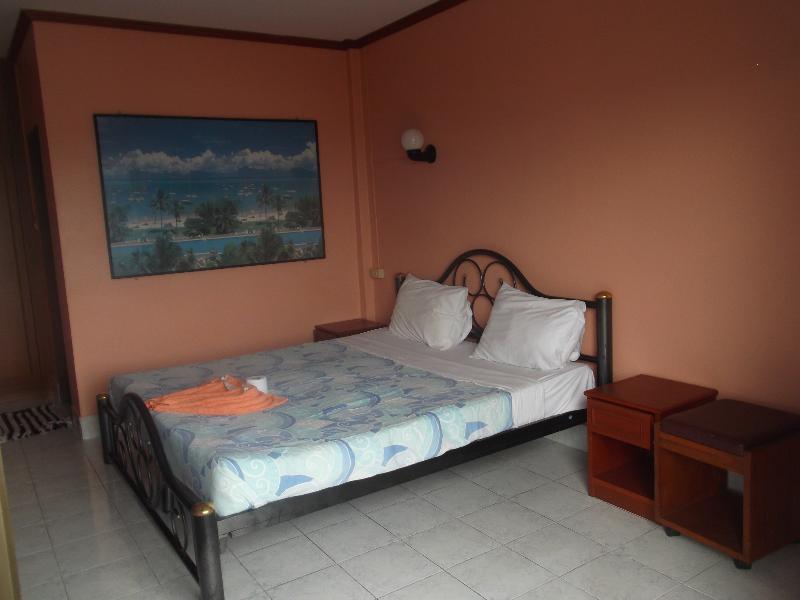 Oyo 851 On Hill Residence Patong المظهر الخارجي الصورة